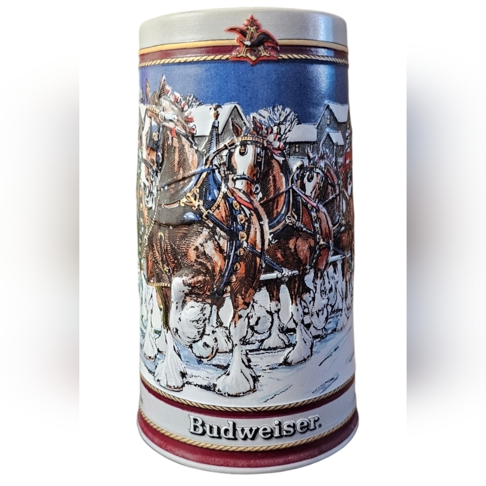 Vintage - 1989 Budweiser Clydesdale Holiday Christmas Beer Stein​​​